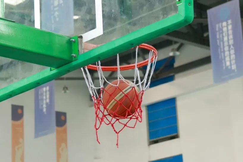校園籃球賽︱“籃”不住的青春，“籃”不住的精彩